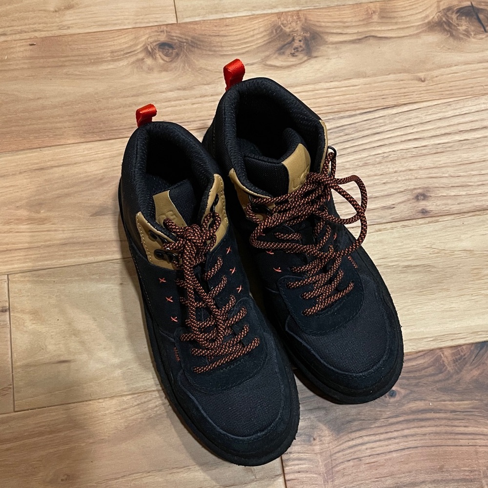 UGG Women's Black and Tan Sneakers - Picture 2 of 7